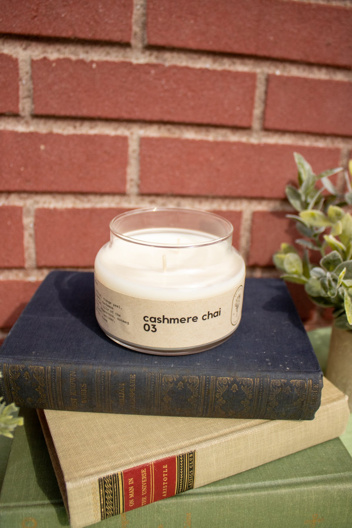Cashmere Chai 9.5oz Apothecary Jar