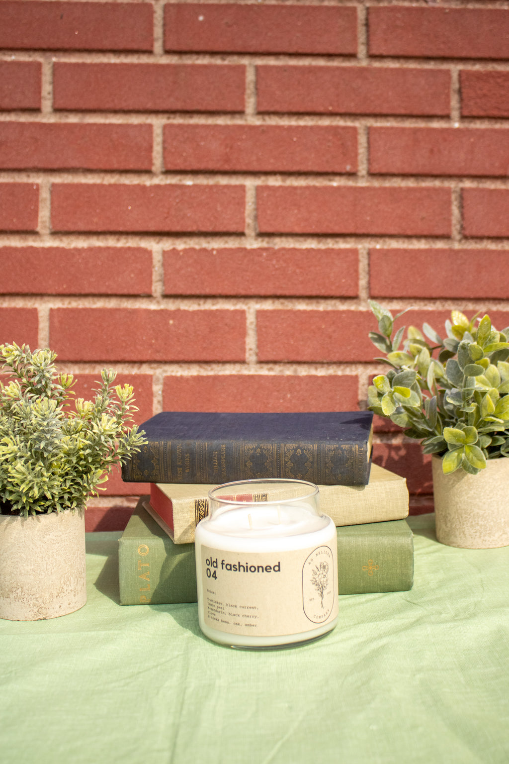 Old Fashioned 16oz Apothecary Jar