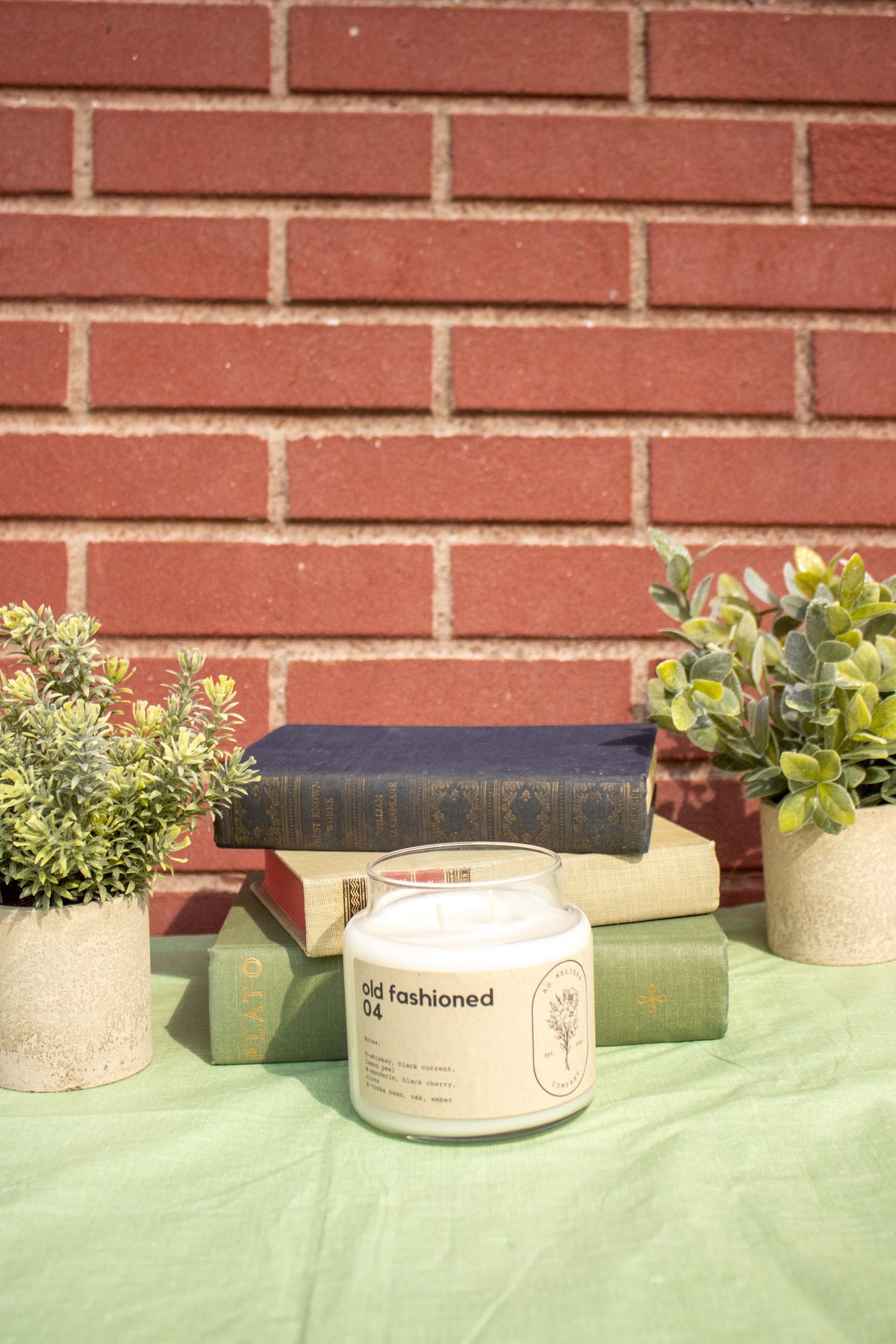 Old Fashioned 16oz Apothecary Jar