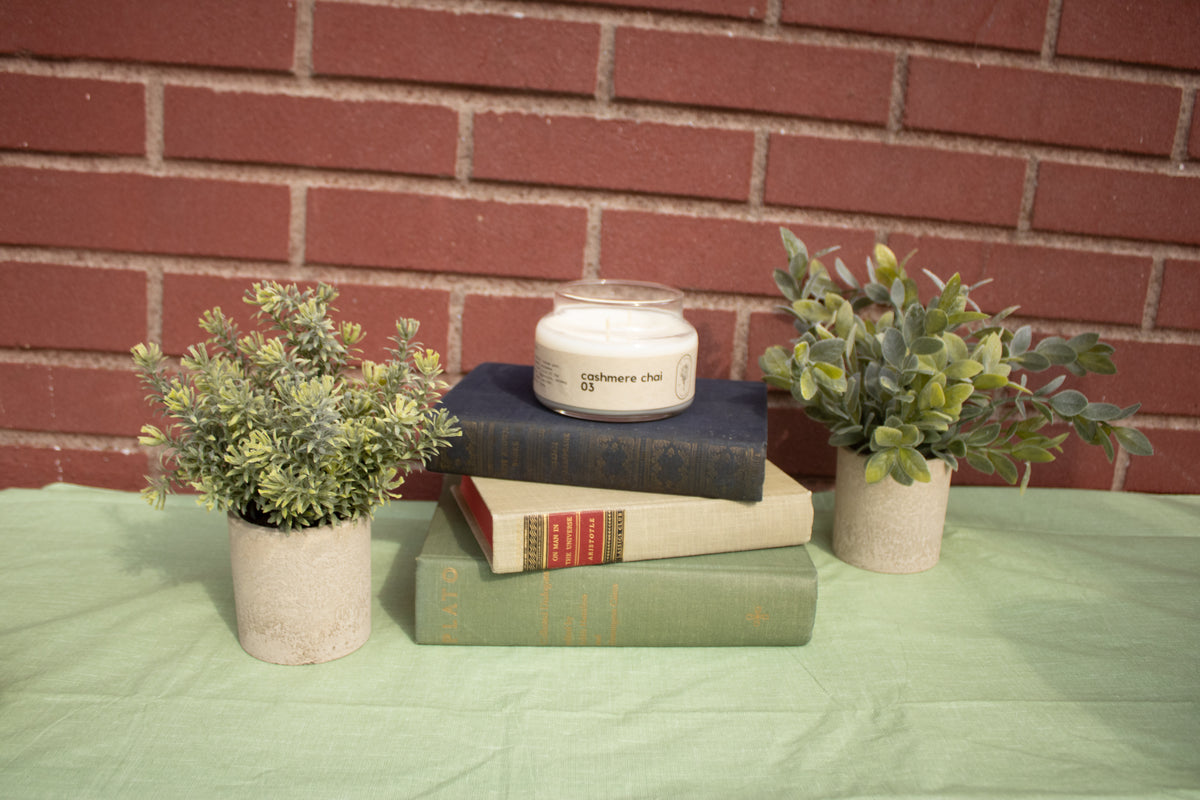 Cashmere Chai 9.5oz Apothecary Jar
